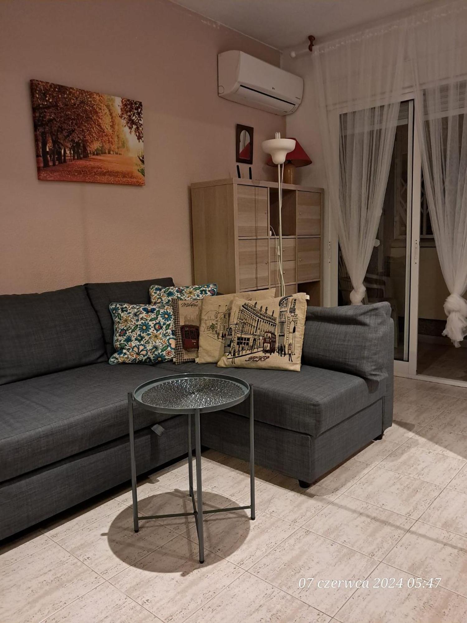Tango Mango Apartment! Plaza 5 Min, Basen! ตอร์เรเวียคา ภายนอก รูปภาพ